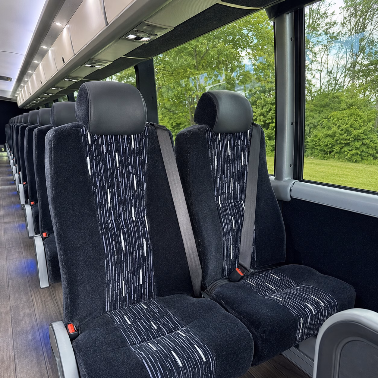 burnsville ease daily commutes with burnsville charter buses