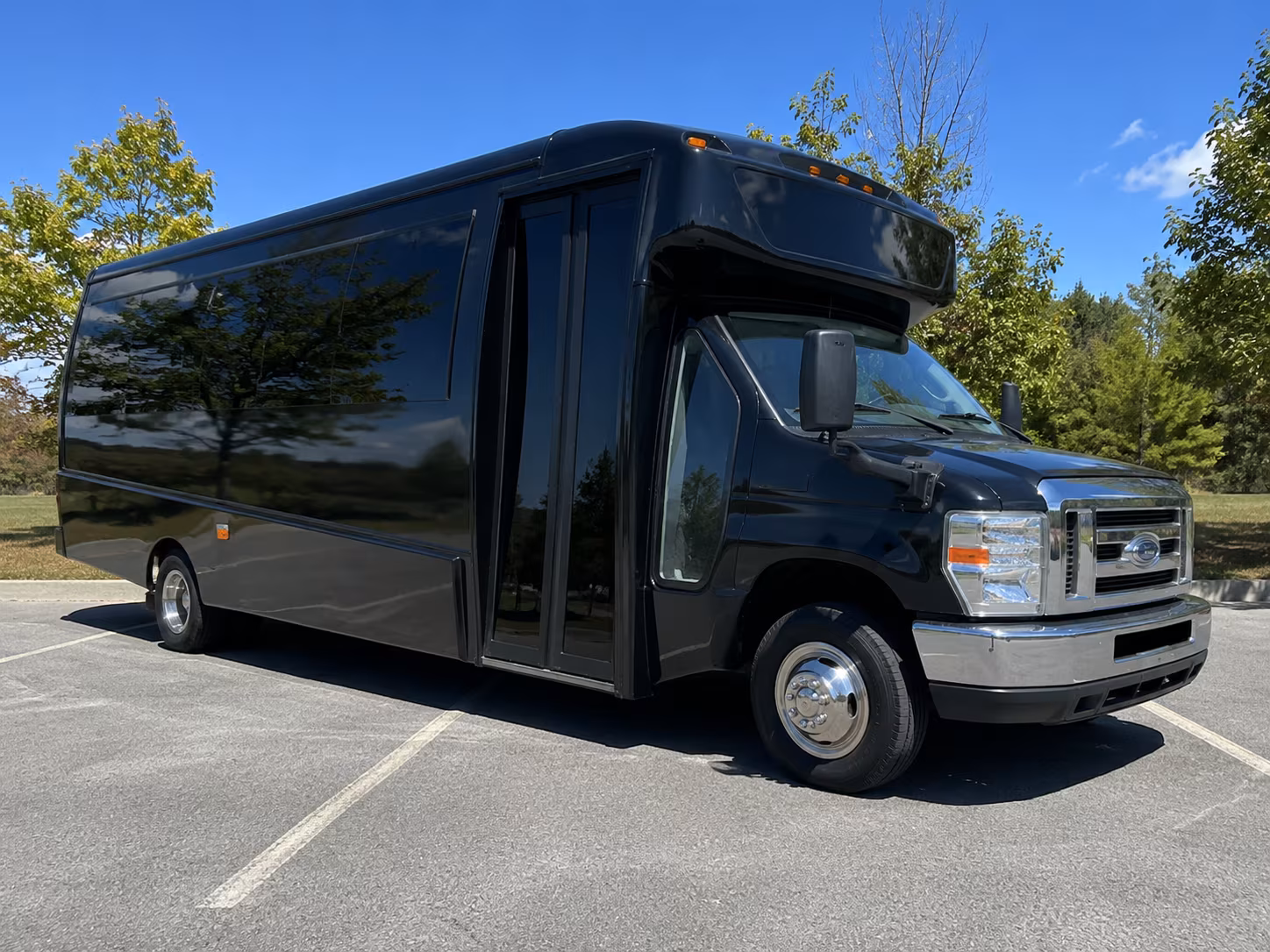 minneapolis plan your wedding day with a minneapolis charter bus rental