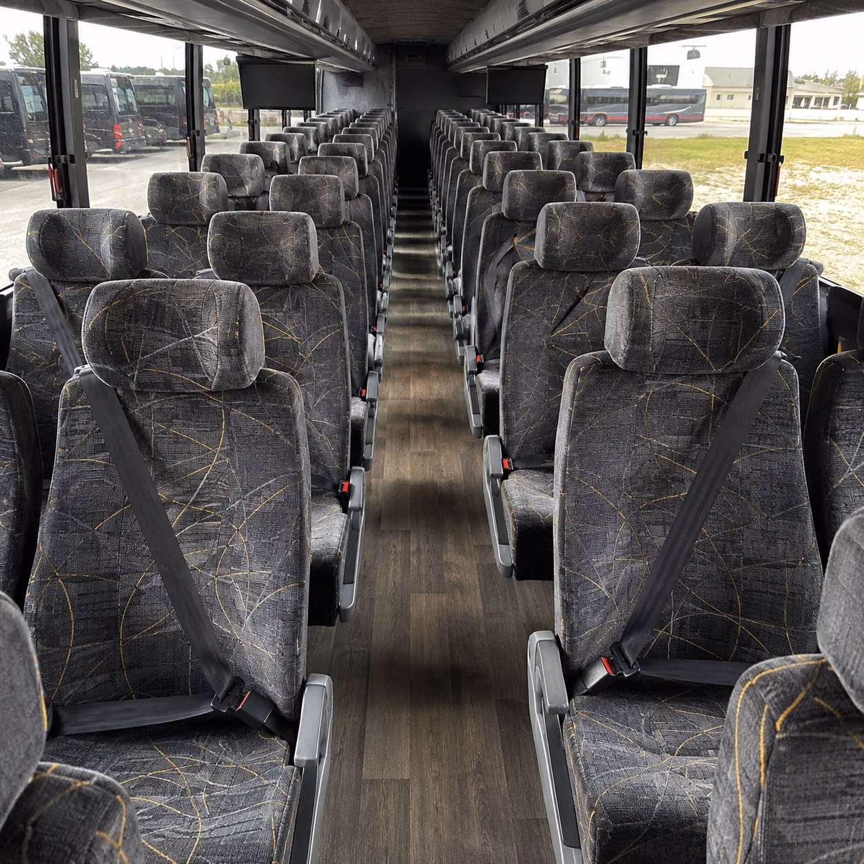use a corporate charter bus to move your team between bloomington and downtown minneapolis